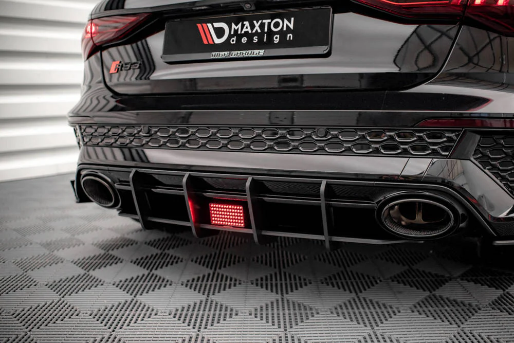 Difusor Street Pro Maxton Con Luz Led Stop Audi Rs3 8y Sportback - Image 4
