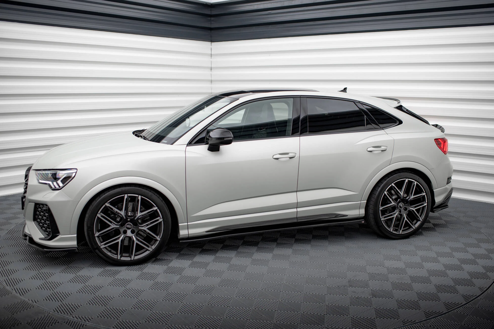 Taloneras Maxton Audi Rsq3 2019- - Image 2